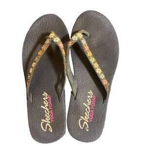 Skechers Yoga Foam Flip Flops/Sandals~Flowers/Sparkle/Rhinestone 11 2E/Xtra Wide